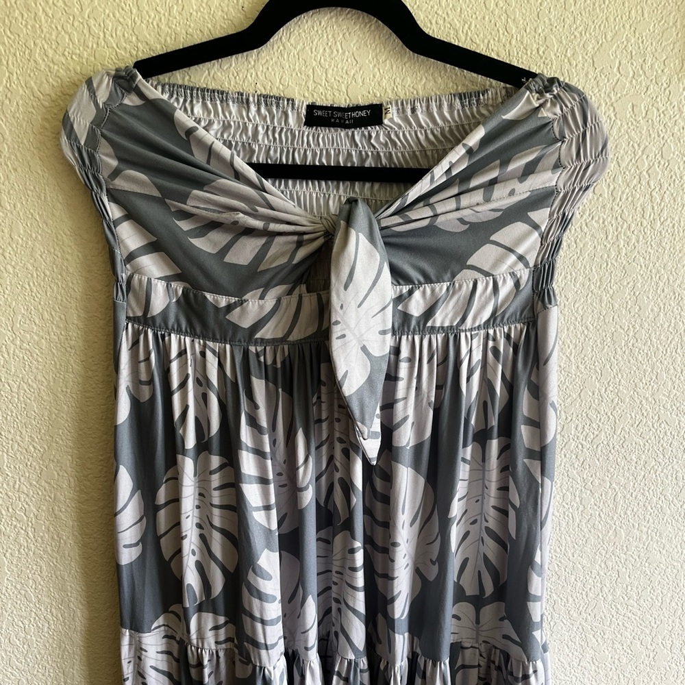Sweet Sweet Honey Maxi dress size M
